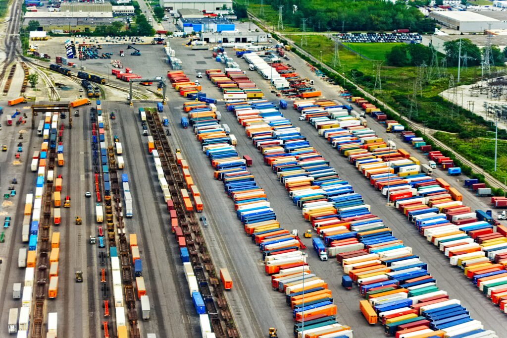 ¿Qué son los Incoterms y por qué son clave en el comercio exterior?